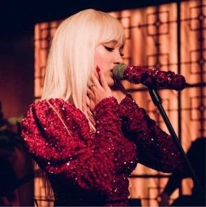 Meet your Posher, Tina